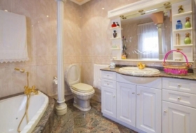 Los Alcázares 630&nbsp;m²