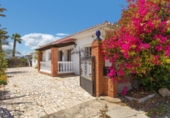 Detached villa with land for sale on España, Pizarra, ref: TR248968 photo