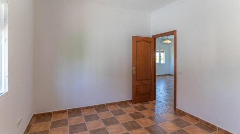 Málaga - Alhaurín el Grande - 3300m2