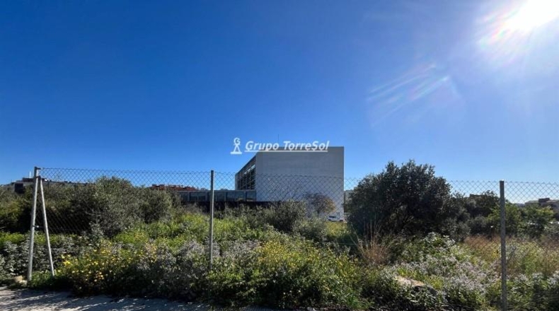 Tarragona - el Vendrell - 2033m2
