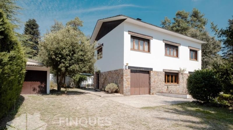 Barcelona - Sant Quirze Safaja - 3979m2