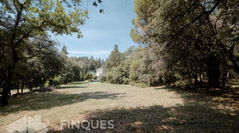 Barcelona - Sant Quirze Safaja - 3979m2