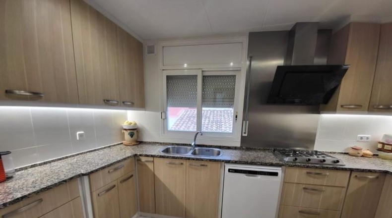Жирона - Sant Feliu de Guíxols - 208m2