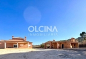 Chalet independiente con terreno en venta en la España, Ibi, ref: TR157128 foto