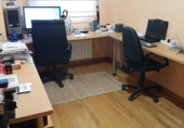 Отдельно стоящий дом с участком на продажу в городе Villares de la Reina Фото
