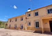 Chalet independiente con terreno en venta en la España, Nerpio, ref: TR160541 foto