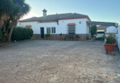 Chalet independiente con terreno en venta en la España, Chiclana de la Frontera, ref: TR376214 foto