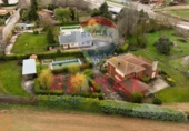 Chalet independiente con terreno en venta en la España, Villanubla, ref: TR400848 foto