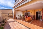 Chalet independiente con terreno en venta en la España, Roquetas de Mar, ref: TR404861 foto