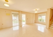 Chalet independiente con terreno en venta en la España, la Marina, ref: TR398262 foto