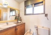 Отдельно стоящий дом с участком на продажу в городе Arenys de Mar Фото