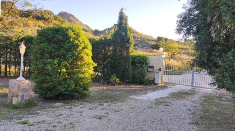 Alicante - Dolores - 159951m2
