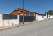 Chalet independiente con terreno en venta en la España, Cúllar Vega, ref: TR165895 foto
