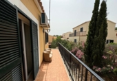 Отдельно стоящий дом с участком на продажу в городе Porto Cristo Фото