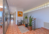 Chalet independiente con terreno en venta en la España, Vallirana, ref: TR404239 foto