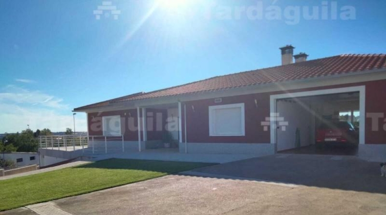 Salamanca - Villamayor - 349m2