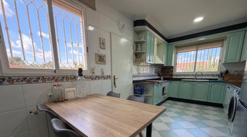 Валенсия - Llíria - 438m2