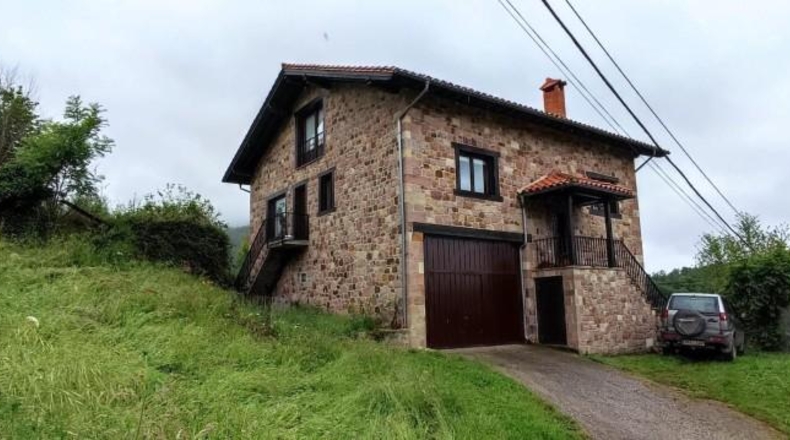 Cantabria - Aliezo - 1180m2