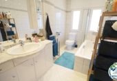 Casa de pueblo en venta en la España, Roses, ref: TR412960 foto