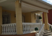 Chalet independiente con terreno en venta en la España, Mérida, ref: TR137059 foto