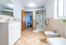 Сан-Кристобаль-де-Ла-Лагуна 430&nbsp;м²