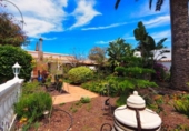 Chalet independiente con terreno en venta en la España, Icod de los Vinos, ref: TR406211 foto