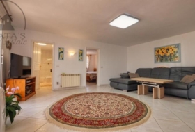 Икод-де-лос-Винос 1745&nbsp;м²