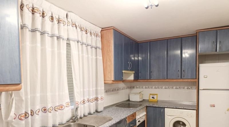 Comunidad de Madrid - Humanes de Madrid - 243m2