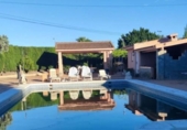 Chalet independiente con terreno en venta en la España, Elche, ref: TR401829 foto