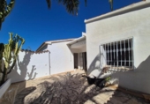 Chalet independiente con terreno en venta en la España, La Nucia, ref: TR411642 foto