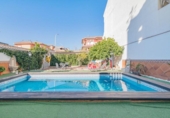 Chalet independiente con terreno en venta en la España, Maracena, ref: TR412961 foto