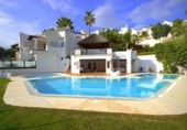 Village house for sale on España, Istán, ref: TR333957 photo