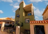 Chalet independiente con terreno en venta en la España, Daimús, ref: TR402730 foto