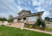 Chalet independiente con terreno en venta en la España, Bárcena de Cicero, ref: TR257963 foto