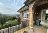 Chalet independiente con terreno en venta en la España, Bárcena de Cicero, ref: TR257963 foto