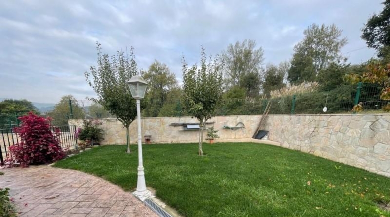 Cantabria - Bárcena de Cicero - 1010m2