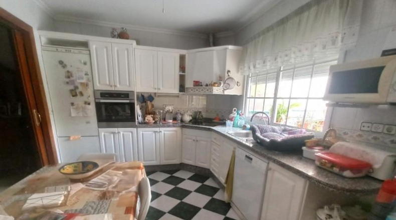 Alicante - San Vicente del Raspeig - 374m2