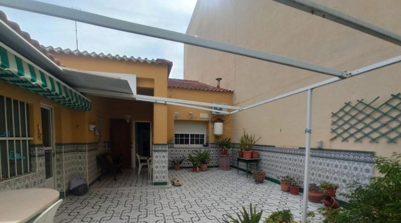 Alicante - San Vicente del Raspeig - 374m2