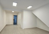 Casa de pueblo en venta en la España, Barcelona, ref: TR410040 foto