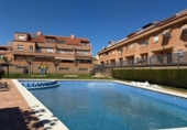 Chalet independiente con terreno en venta en la España, Alicante, ref: TR412210 foto