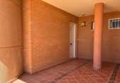 Chalet independiente con terreno en venta en la España, Alicante, ref: TR412210 foto