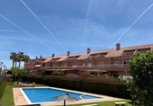 Chalet independiente con terreno en venta en la España, Alicante, ref: TR412210 foto