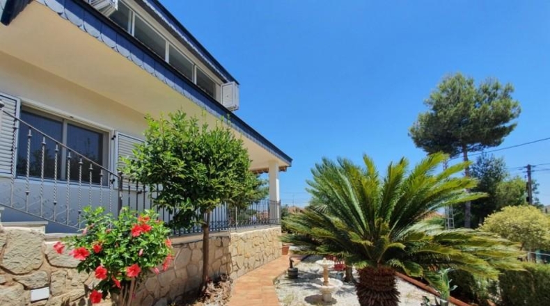 Valencia - Chiva - 875m2