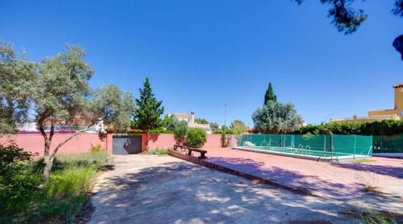 Аликанте - Sant Miquel de les Salines - 1250m2