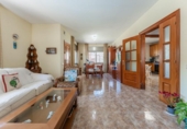 Chalet independiente con terreno en venta en la España, Sant Fost de Campsentelles, ref: TR408886 foto