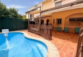 Chalet independiente con terreno en venta en la España, Córdoba, ref: TR412962 foto