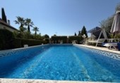 Chalet independiente con terreno en venta en la España, Córdoba, ref: TR412446 foto