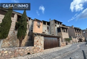 Alquézar 380&nbsp;m²