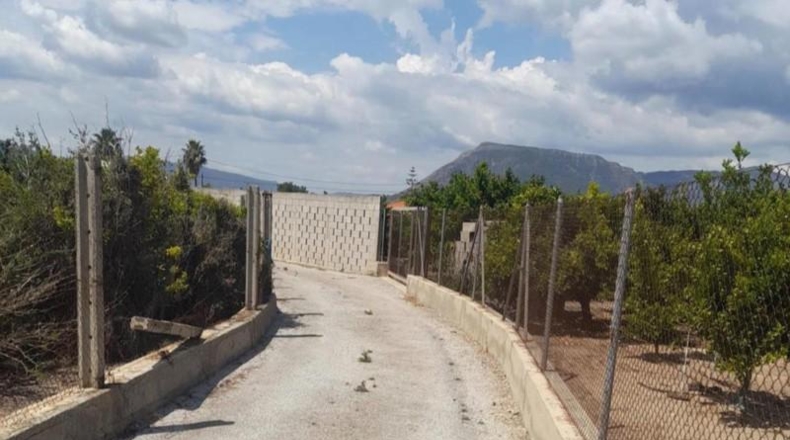 Valencia - Tavernes de la Valldigna - 2493m2