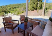 Chalet independiente con terreno en venta en la España, Estepona, ref: TR404248 foto